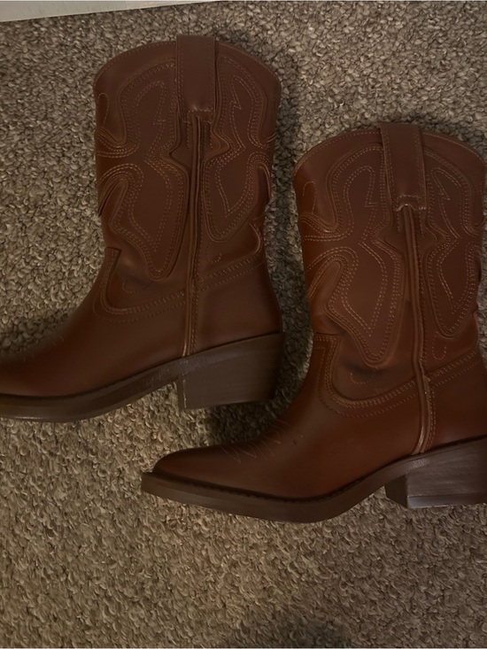 Steve Madden Shoes - Steve Madden Brown Western Ankle Boots